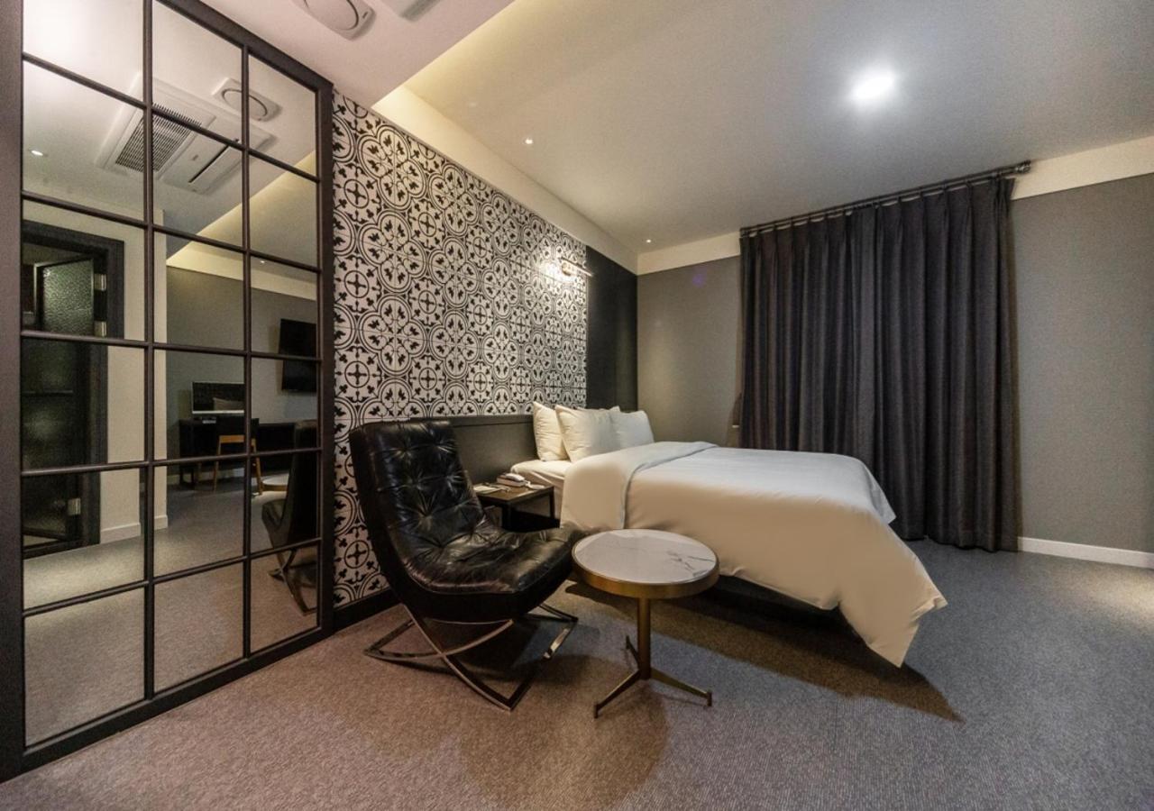 West In Hotel Yeosu Exterior photo